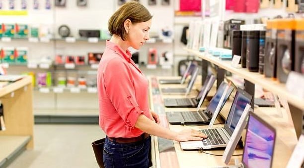 Intérieur magasin EOLE Informatique