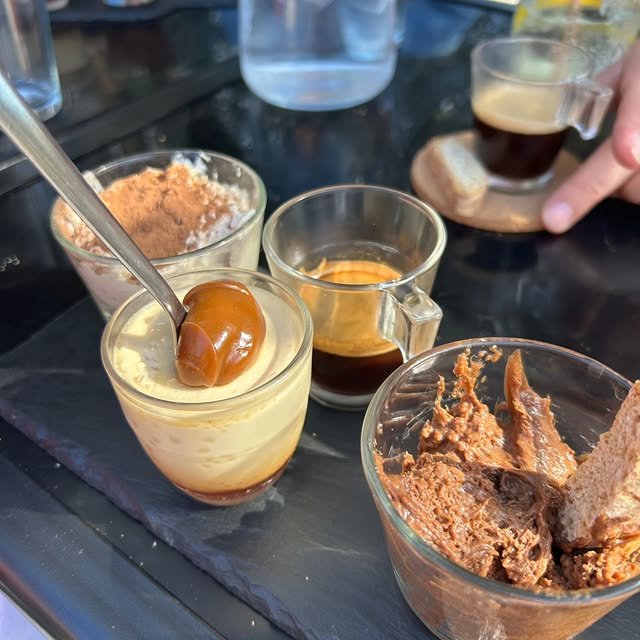 Desserts au dulce de leche et cafe