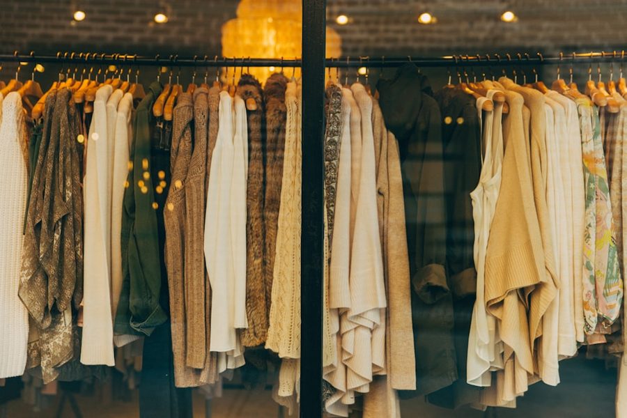 Rayon prêt-à-porter mode femme homme et enfant