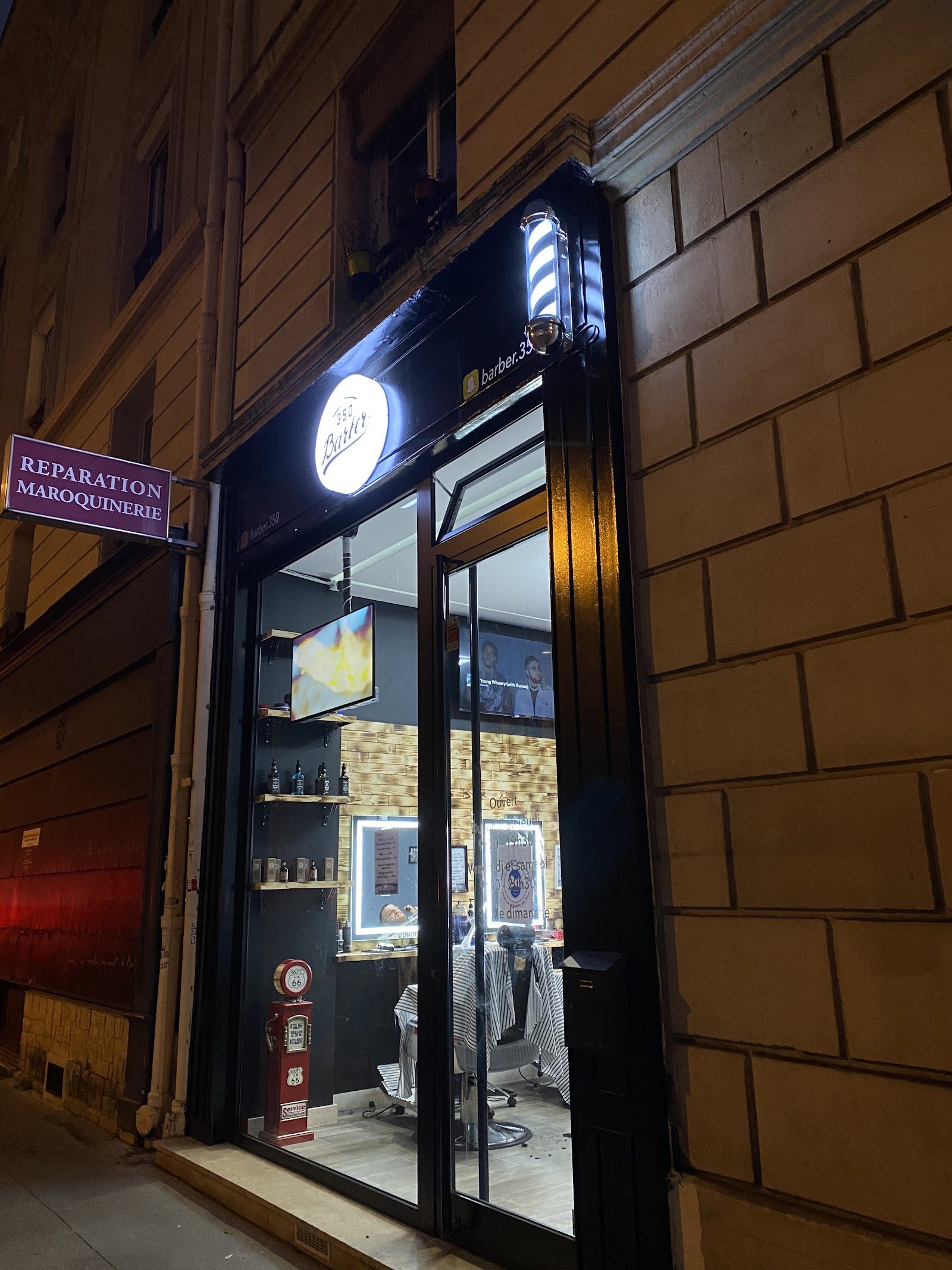Façade de nuit