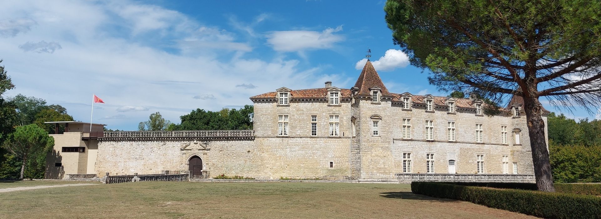 Château de Cazeneuve